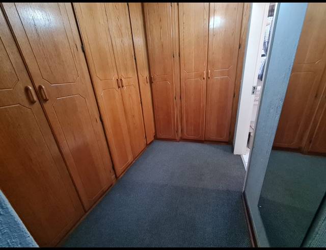 4 BEDROOM HOUSE FOR SALE IN SONNEVELD